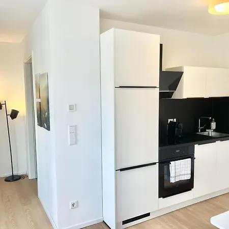 Stilvolles City-studio Mit Dachterrasse דירה נירנברג